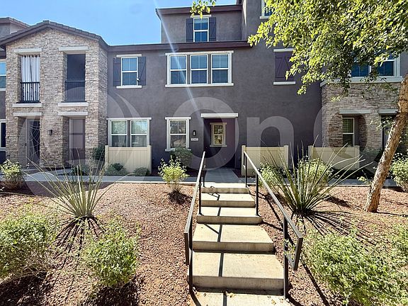 2nd image of 2342 E Hidalgo Ave