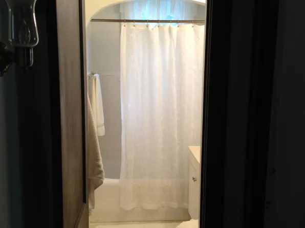 113 1/2 E Harris St, Appleton, WI 54911