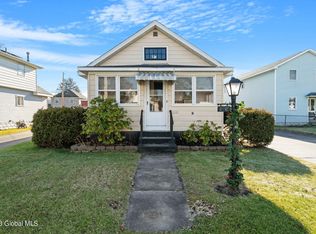 2118 Pinelawn Ave, Schenectady, NY 12306
