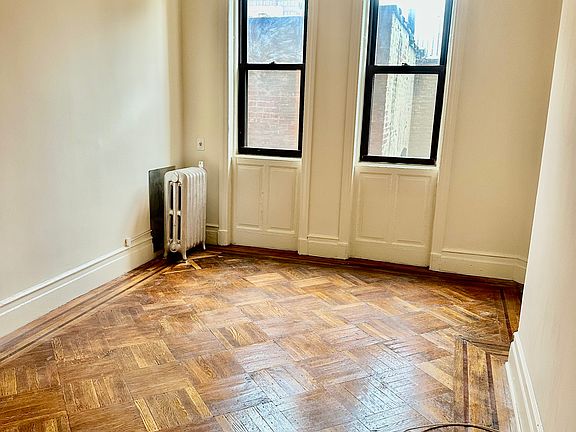 4th image of 115 Montague St APT 5C