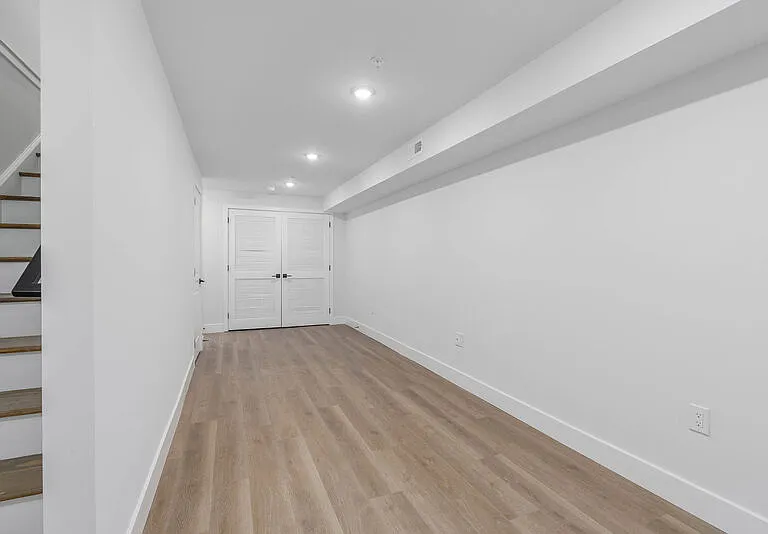 2057 E Rush St #1 — Photo 12