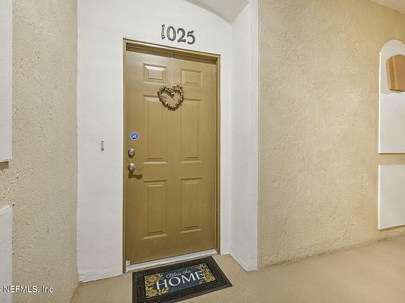 3rd image of 13364 BEACH Boulevard #1025