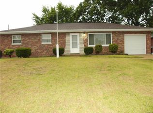 1224 Darding Dr, Saint Louis, MO