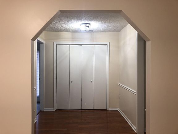 4th image of 1426 Wrenwood St