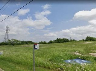 7001 Forest Hill Dr, Forest Hill, TX 76140