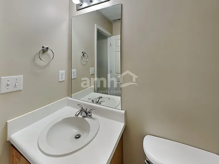 90 Adams Lake Ct — Photo 14