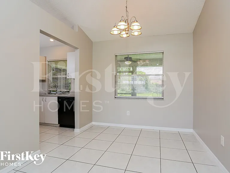 2514 SW Monterrey Ln — Photo 5