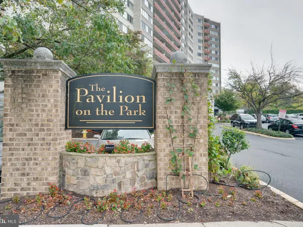 5340 Holmes Run Pkwy Unit 712, Alexandria, VA 22304