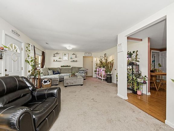 4th image of 3165 Lindale Mount Holly Rd