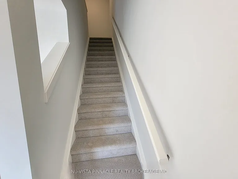 990 Deveron Cres #43 — Photo 12
