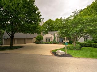 4550 Summit Ridge Dr, Columbus, OH 43220