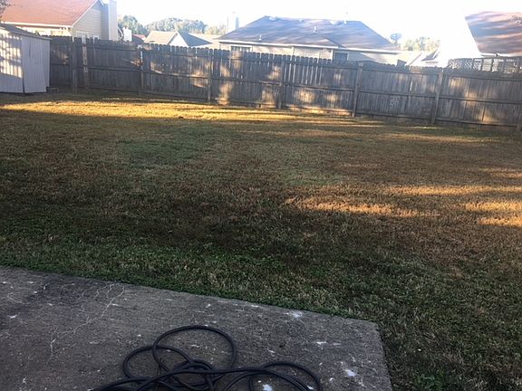 3rd image of 6724 Elmore Woods Ln