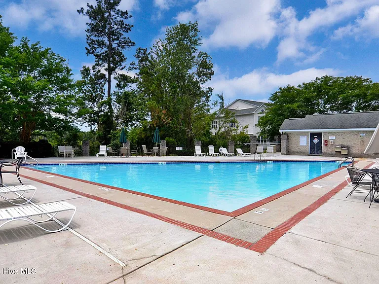 3901 Botsford Ct #101 — Photo 38