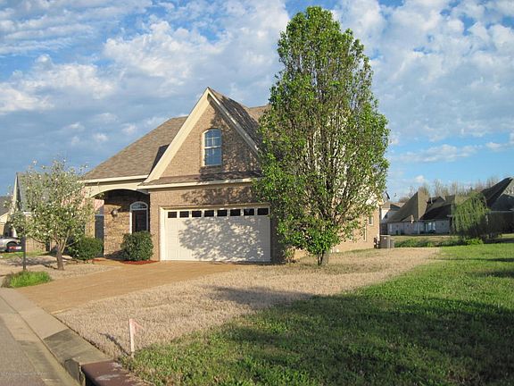 2nd image of 1389 Arbor Lake Dr N