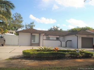 5860 NW 191st Ter #191, Hialeah, FL 33015
