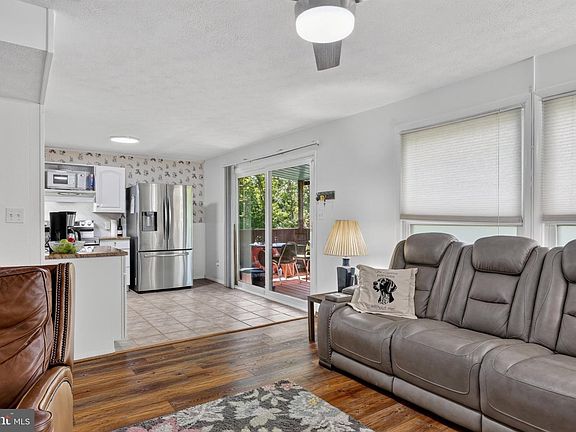2nd image of 274 The Hill Rd #13-A