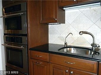 5th image of 1765 S Hayes St #2