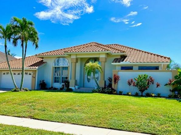 428 Waterleaf Ct