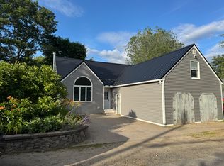 93 Crossing Rd, Wells, ME 04090