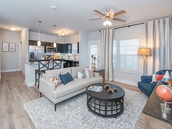 3rd image of 1520 Juliette Way APT 2107