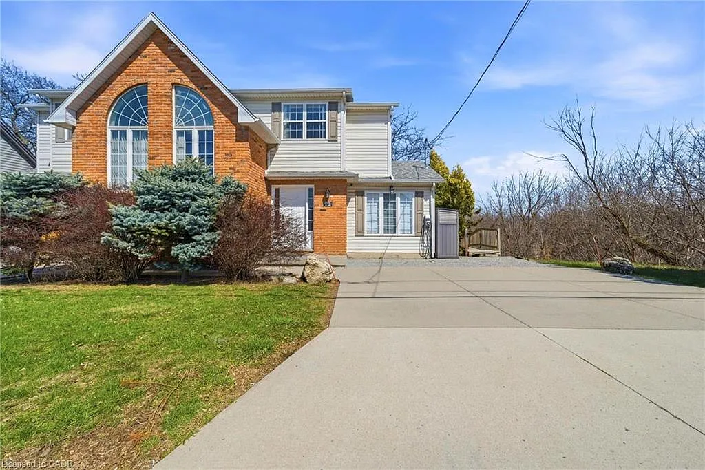 72 Martindale Rd photo 1