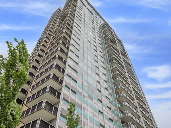 800 Tower Apartments, 800 S 4th St #Fc4f6ff57, Louisville, KY 40203