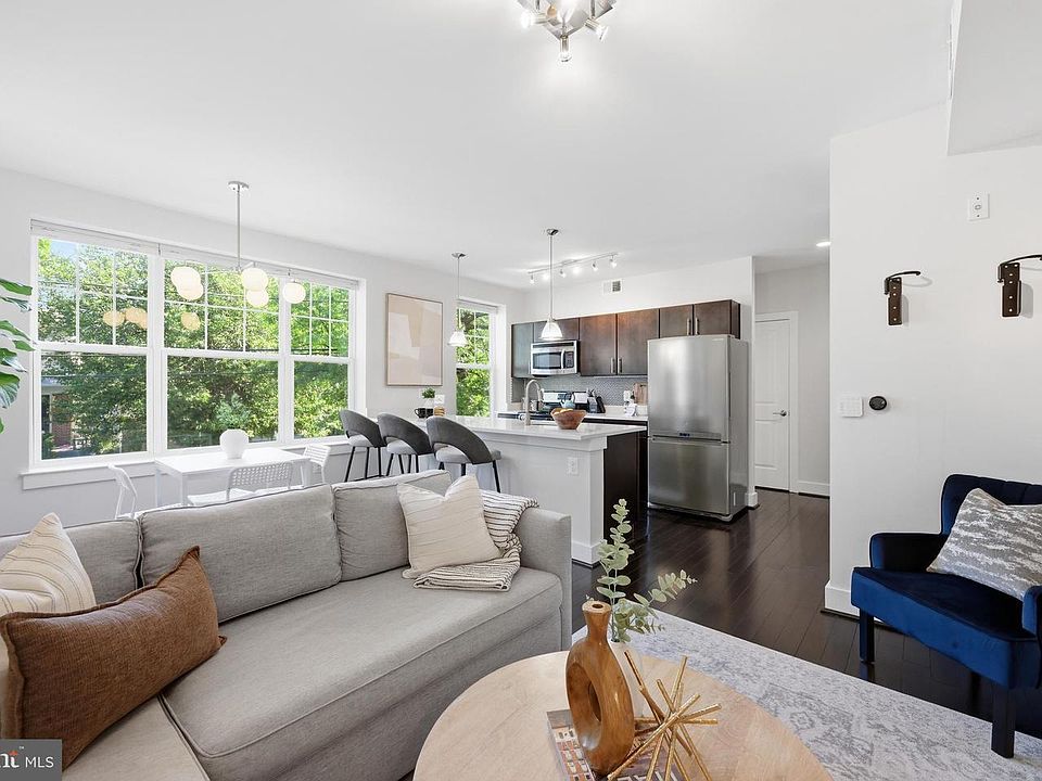1st image of 4226 7th St NW Unit 204