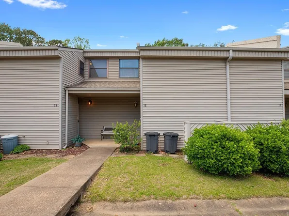 135 Hillview Dr APT 18, Fairfield Bay, AR 72088
