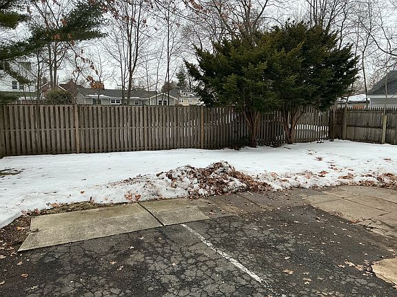 4th image of 126 W Hudson Ave #2AA
