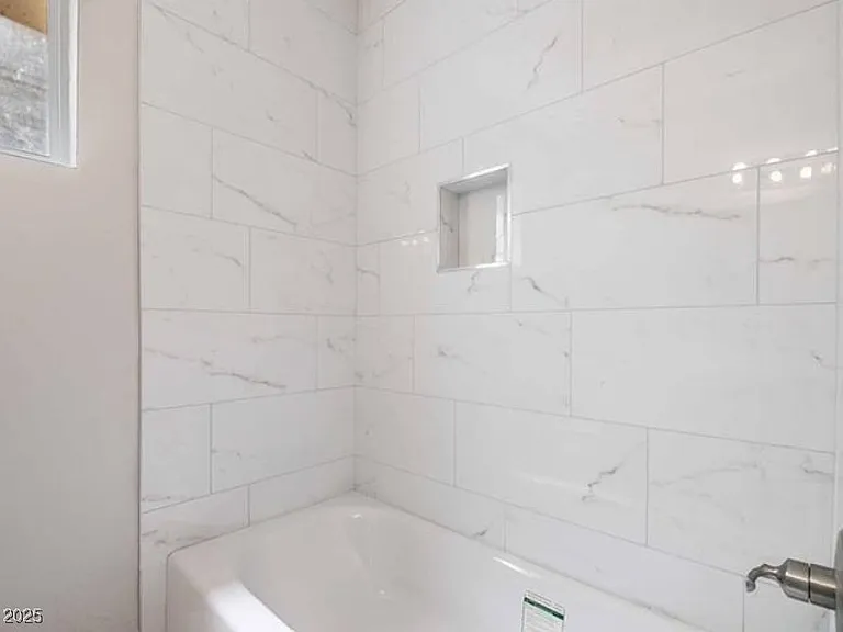 239 W Cleveland Ave #3 — Photo 5