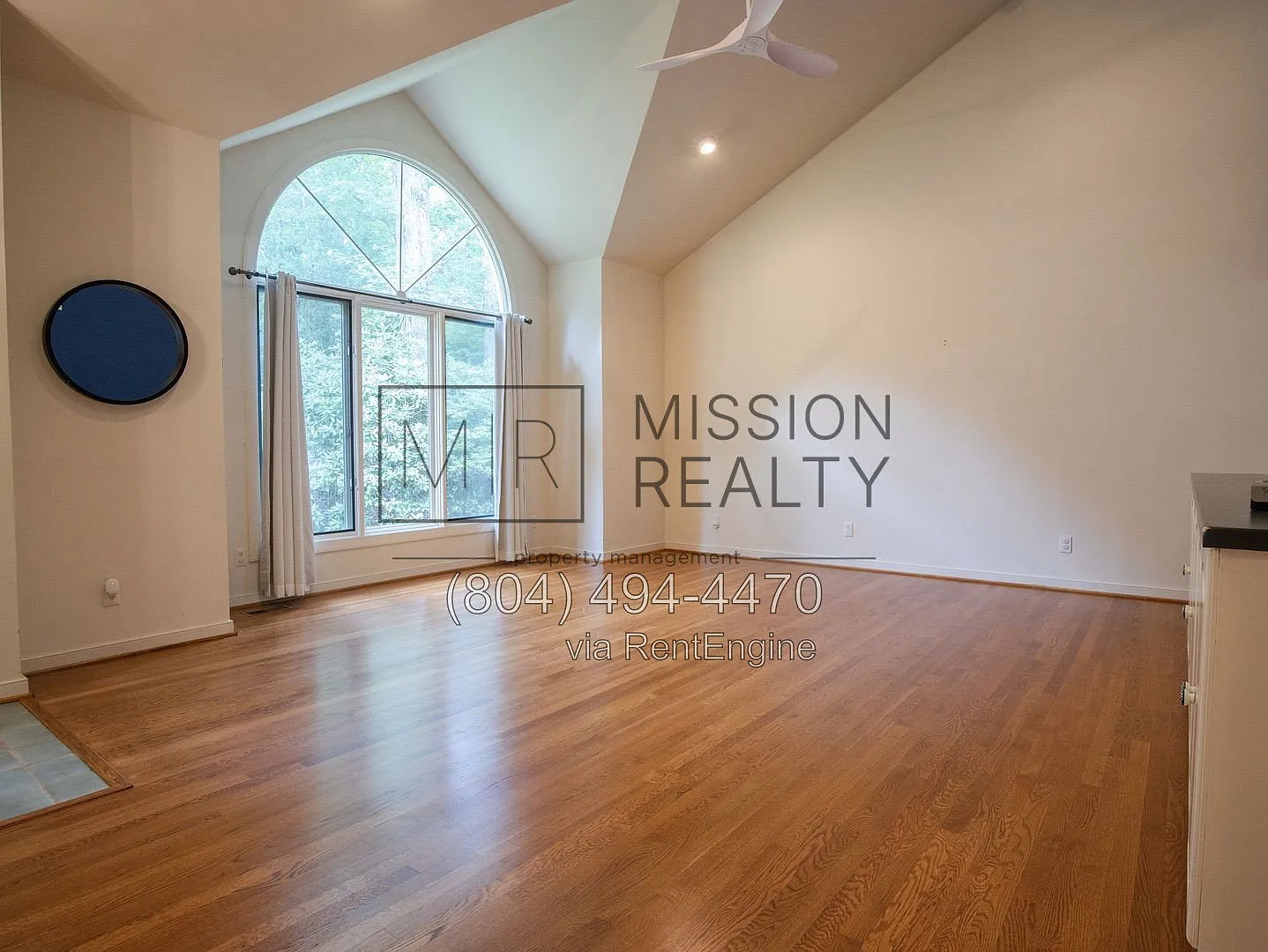 4 bed, 2.5 bath, 3062 sqft, $3,000 — Photo 4