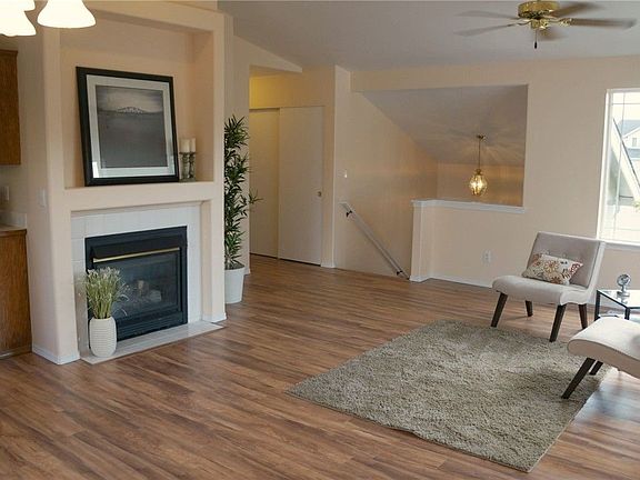 4th image of 1207 185th St E