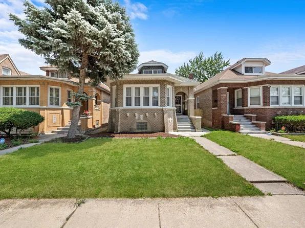 9217 S May St, Chicago, IL 60620