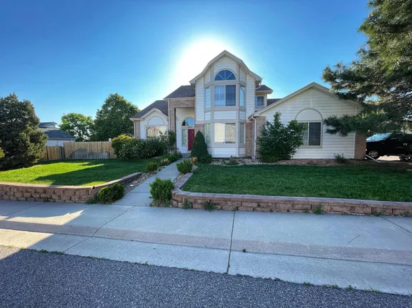 21837 E Alamo Ln, Centennial, CO 80015