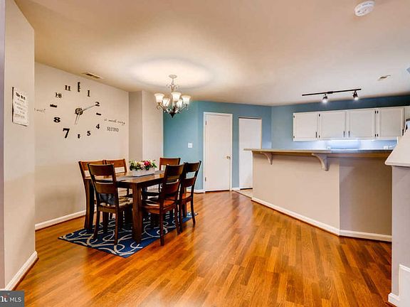 5th image of 4114 Hunters Hill Cir #4114C