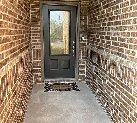 3rd image of 1440 Park Trails Blvd