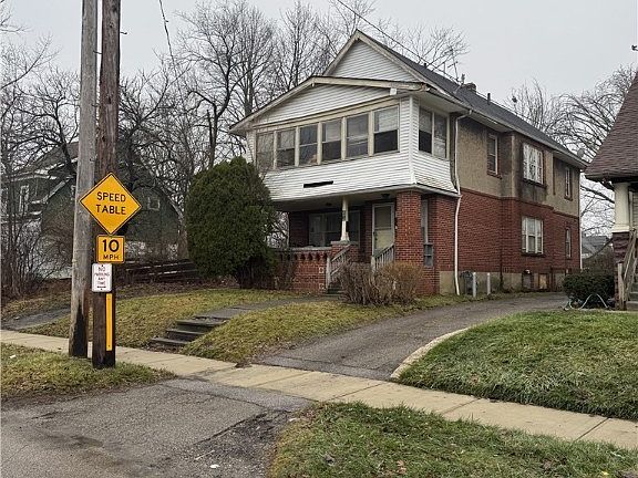 2nd image of 3272 E 130th St