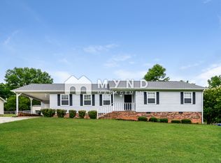 1310 Creekview Dr, Gastonia, NC 28052