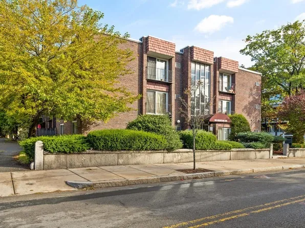 180 Mountain Ave APT 4, Malden, MA 02148