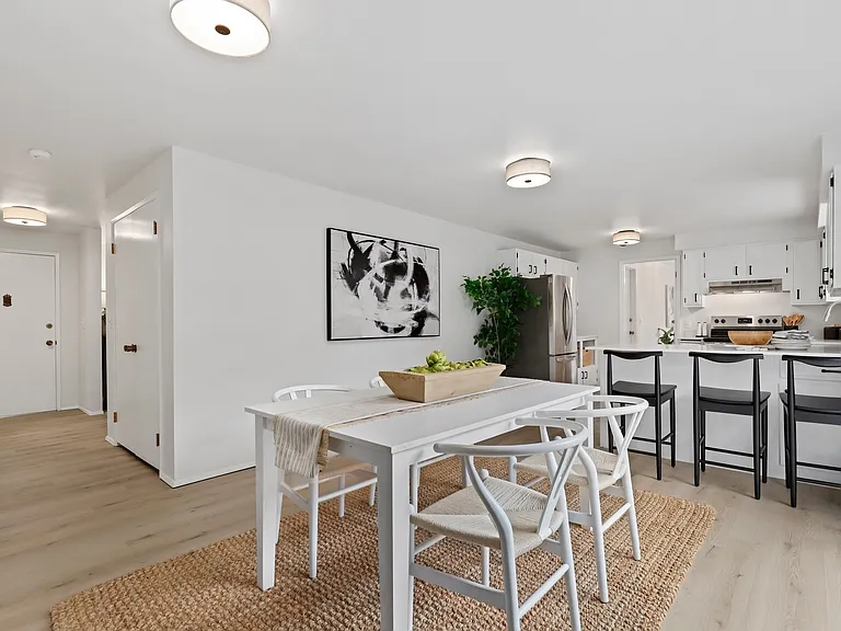 3601 NE 145th St — Photo 10