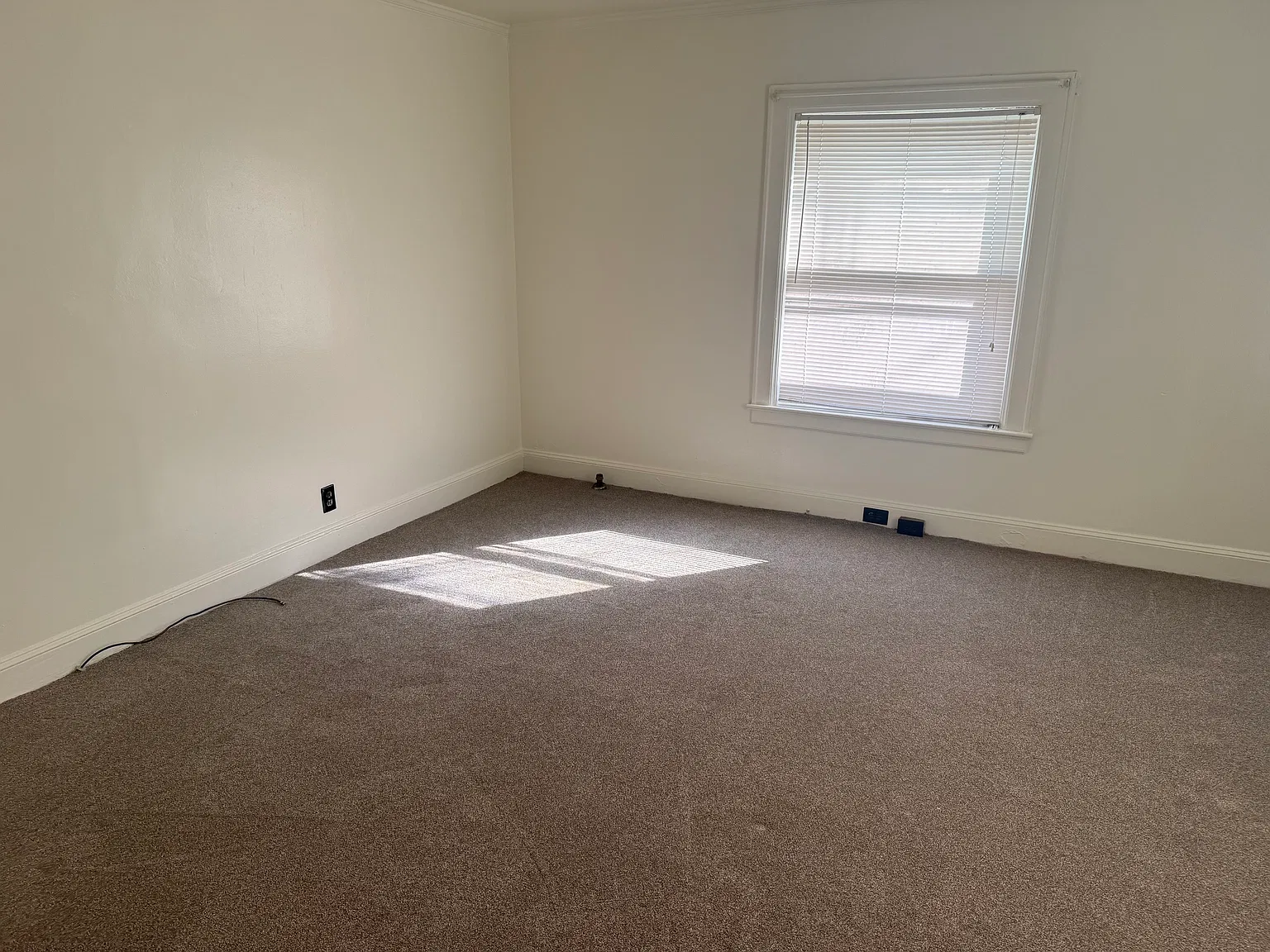 Studio, 500 sqft, $600 — Photo 2