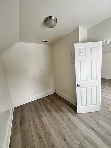 4004 Denison Ave — Photo 20