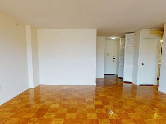 3rd image of 102 Monmouth St #714
