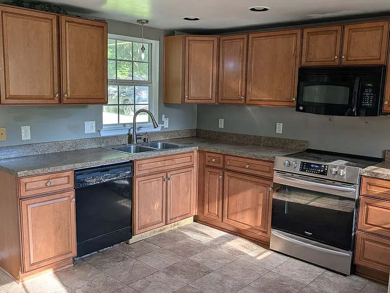 1222 Stafford Rd — Photo 12