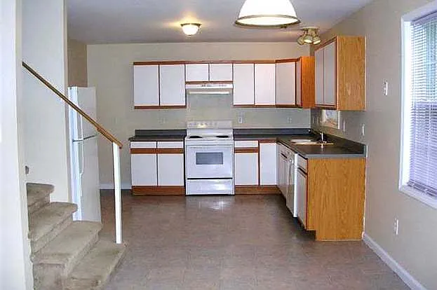 202 Jay St #A — Photo 9