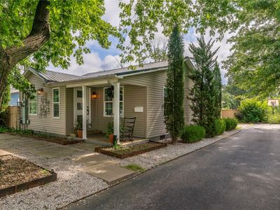 706 NW B St, Bentonville, AR, 72712