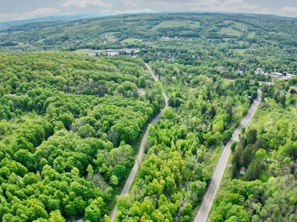 78 Leavenworth St, Cattaraugus, NY 14719