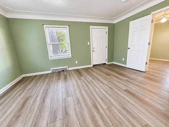2nd image of 8035 Kaltz St