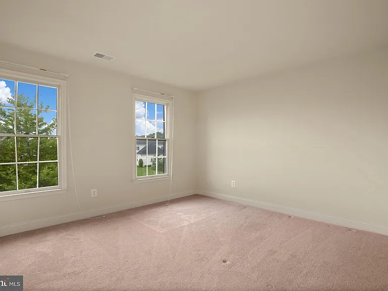 23353 Lennoxville Way — Photo 28