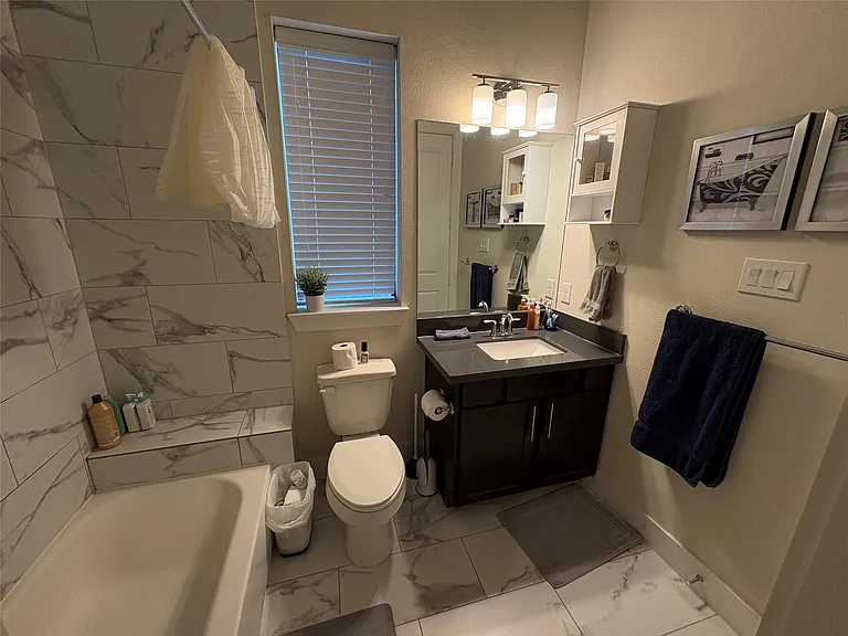 2616 Riverside Dr #B — Photo 18
